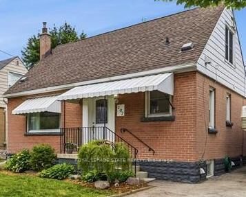 Property Photo:  197 East 12th Street  ON L9A 3X5 