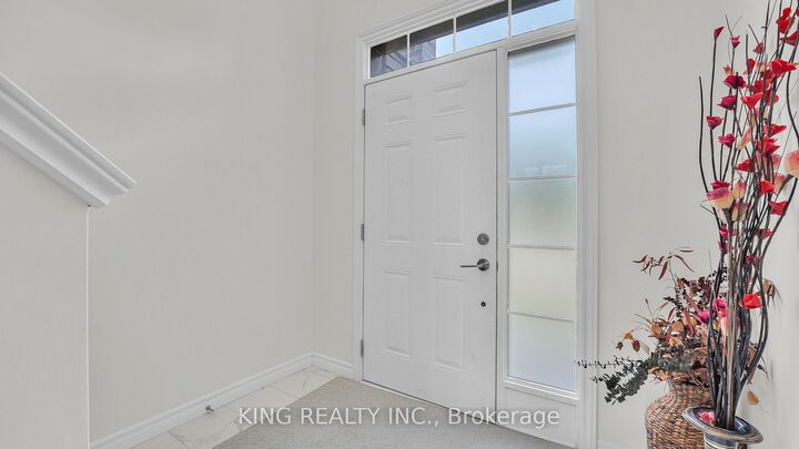Property Photo: 3149 Tokala Trail ON N6G 0Y2