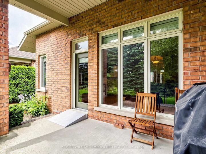 Property Photo: 81 Arnies Chance N/A 40 ON L4A 1L7