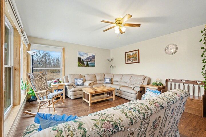 Property Photo: 715 Hanna Road ON K0H 2B0