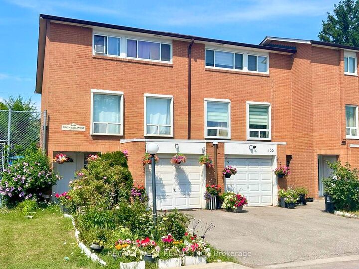 6458 Finch Avenue W 134 — photo 1