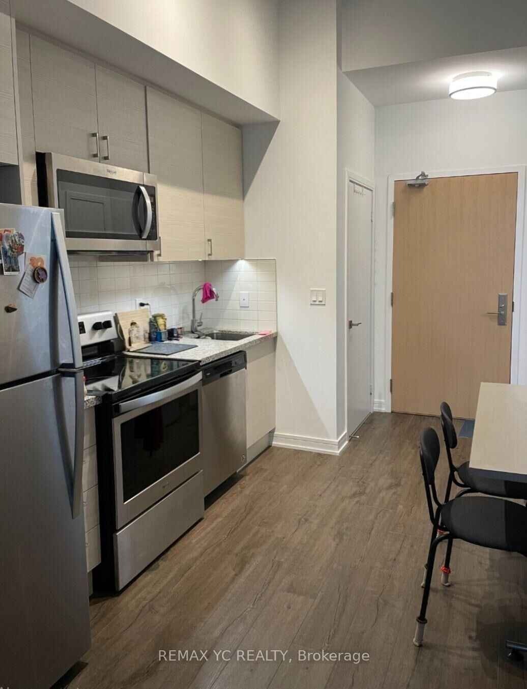 Property Photo:  621 Sheppard Avenue E 111  ON M2K 0G4 