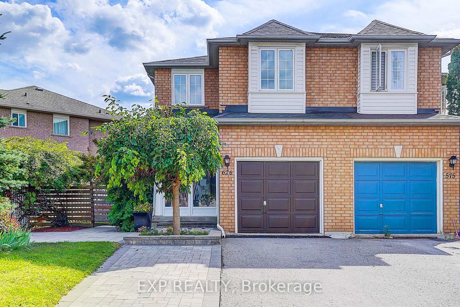 Property Photo: 626 Walpole Crescent ON L3X 2B4