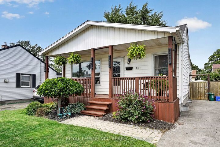 Property Photo:  314 Dieppe Street  ON L3B 4V2 