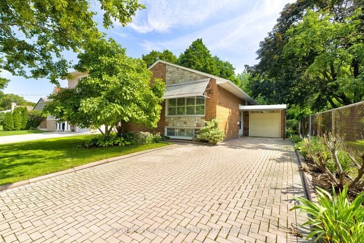 109 Wincott Drive — photo 1