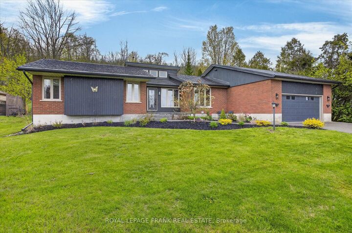 Property Photo:  892 Frank Hill Road  ON K9J 6X3 