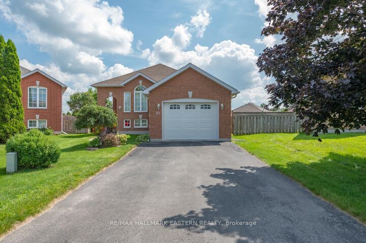 20 Ferguson Place — photo 1