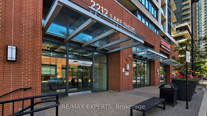 Property Photo:  2212 Lakeshore Boulevard W 615  ON M8V 0C2 