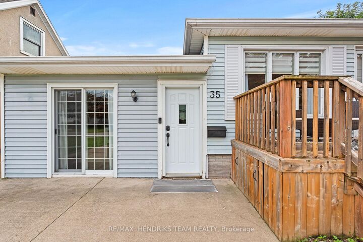 Property Photo:  35 Kinsey Street  ON L2S 1C9 