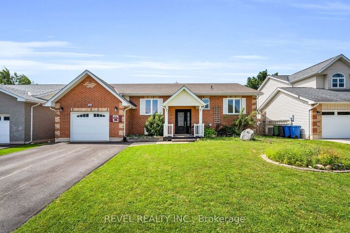 Property Photo: 33 Wilson Crescent ON N0C 1B0