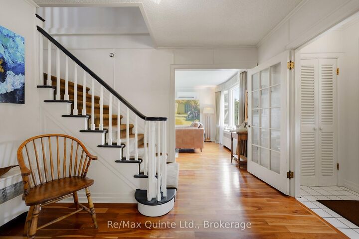 271 Bridge Street East N/A — photo 1