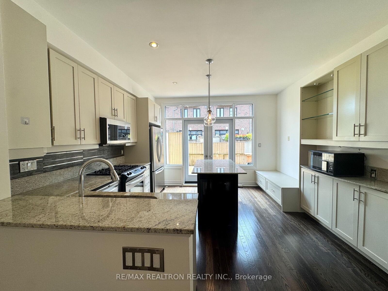 Property Photo:  54 Cormier Heights  ON M8Z 0B5 