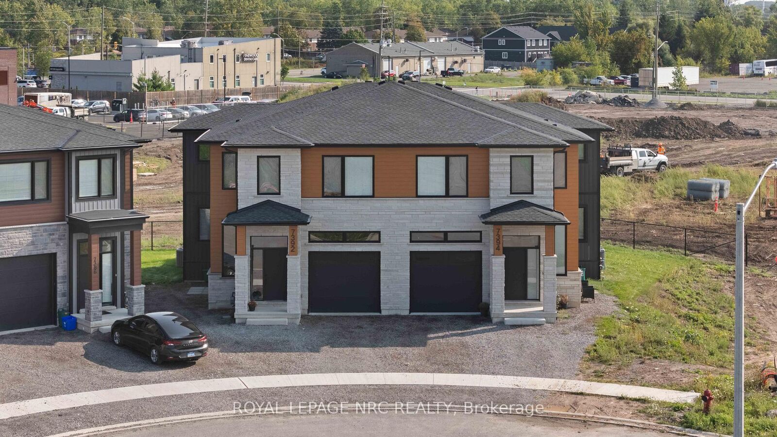 Property Photo: 7394 Splendour Drive Lower ON L2H 3V7