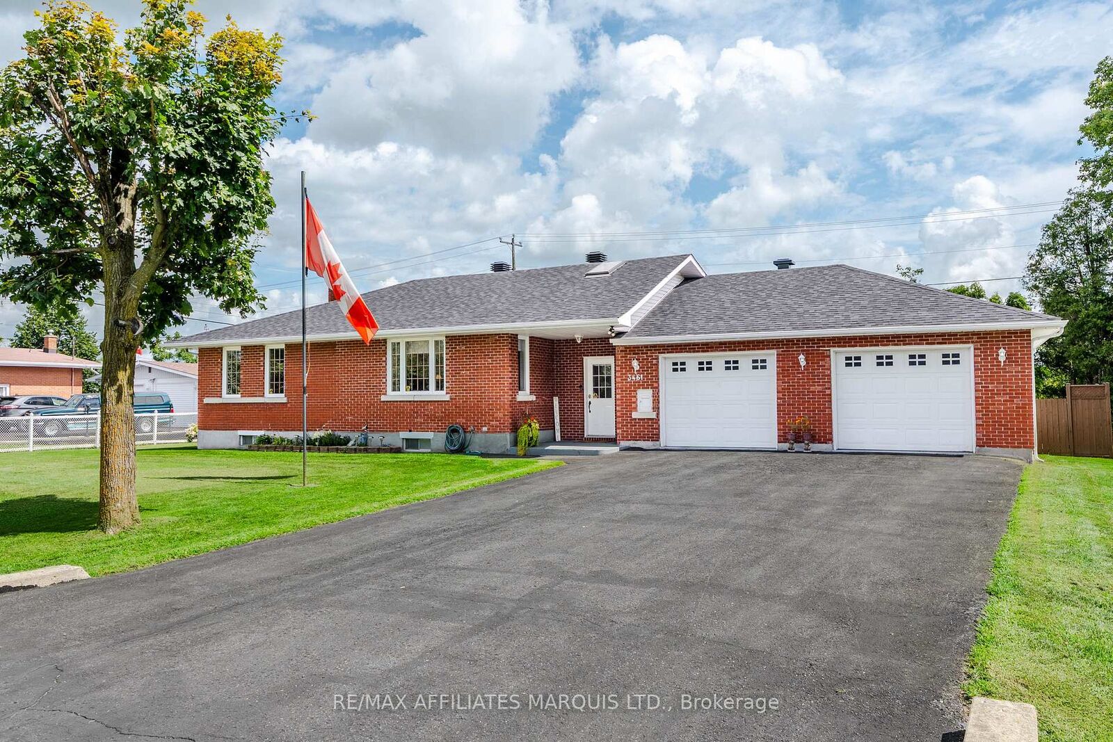Property Photo:  3461 Marydale Avenue  ON K6K 1P6 