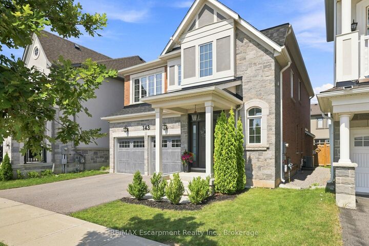 Property Photo: 143 Threshing Mill Boulevard ON L6H 0V5