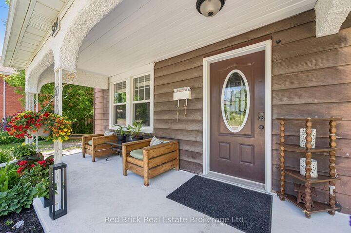 Property Photo:  324 Waterloo Avenue  ON N1H 3J8 