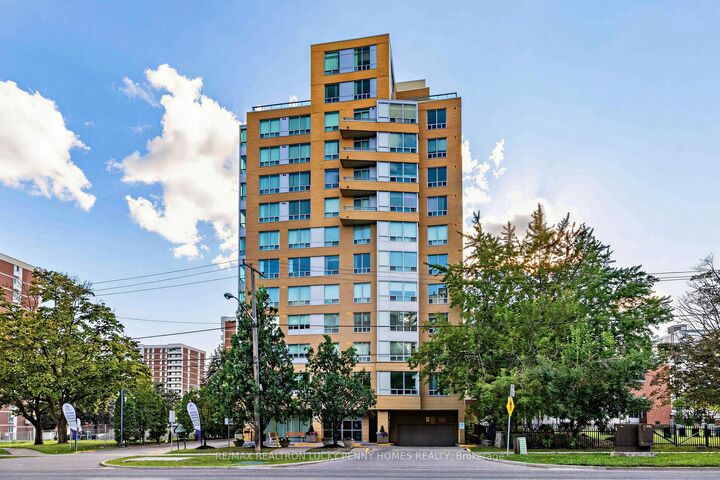 Property Photo: 2800 Warden Avenue 807 ON M1W 3Z6