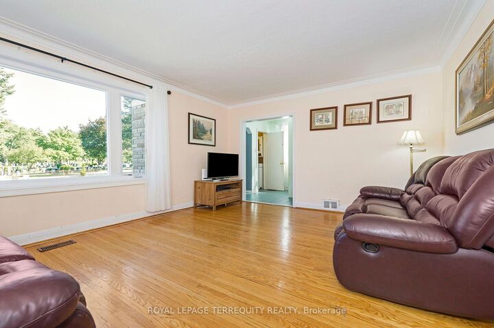 Property Photo: 2307 Lawrence Avenue W ON M9P 2A7