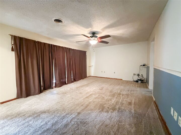 Property Photo:  2502 Hayes Street  OK 74403 