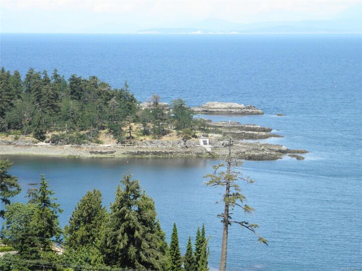 Property Photo: 3855 Gulfview Dr BC V9T 6E2