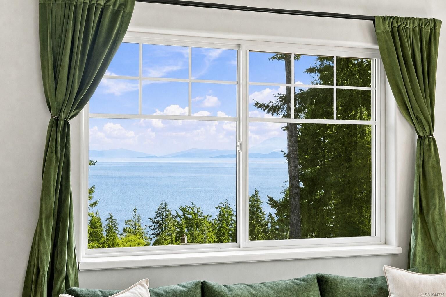 Property Photo: 7806 Dalrae Pl #D BC V9Z 0R1