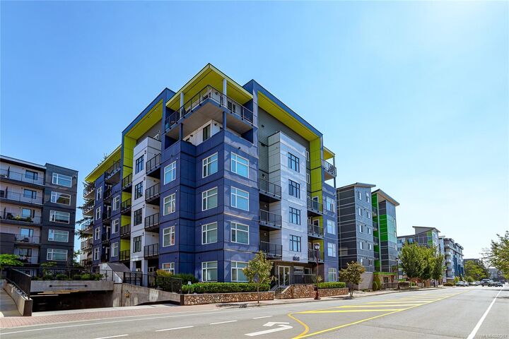 Property Photo: 868 Orono Ave #408 BC V9B 2T8