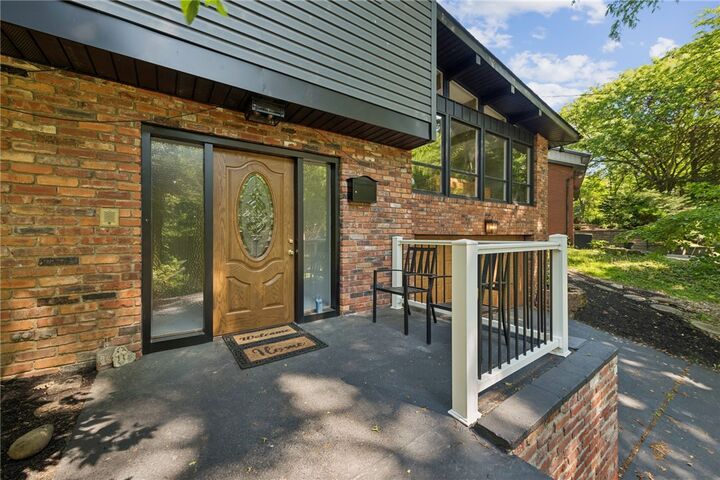 Property Photo: 2317 Marbury Rd PA 15221