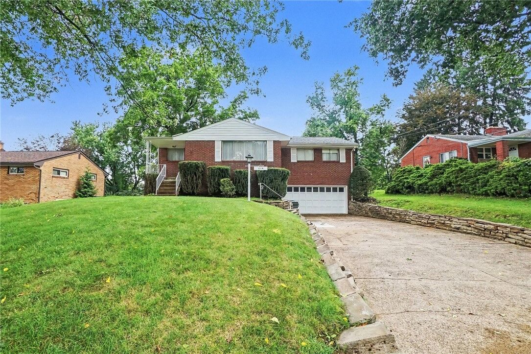 Property Photo: 1314 Foxboro Dr PA 15146