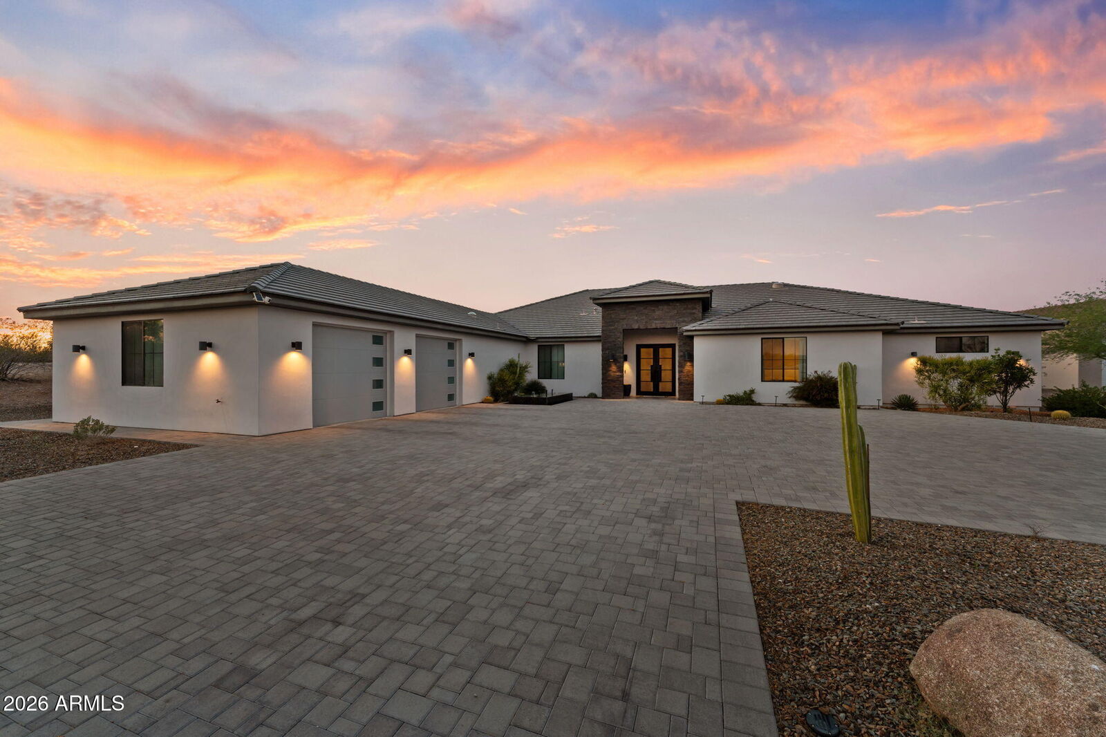 Property Photo:  2500 Lupine Lane  AZ 85390 