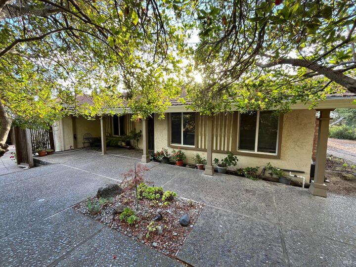Property Photo: 166 Westminster Way CA 94591