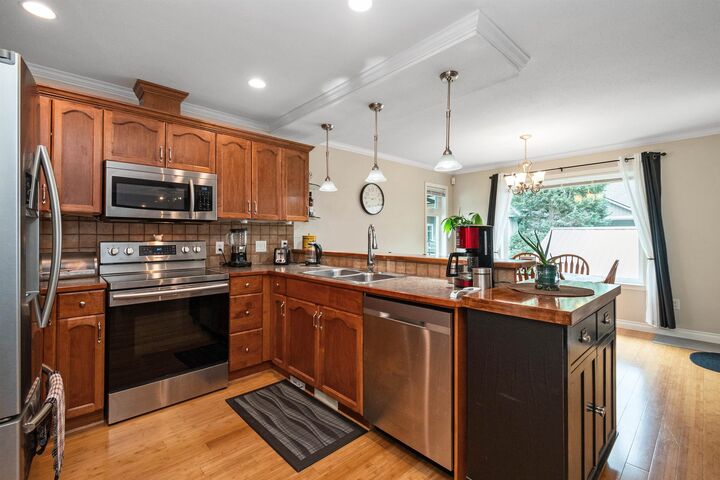 Property Photo: 66022 Park Avenue BC V0X 1L1
