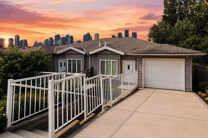 5131 Manor Street — photo 1