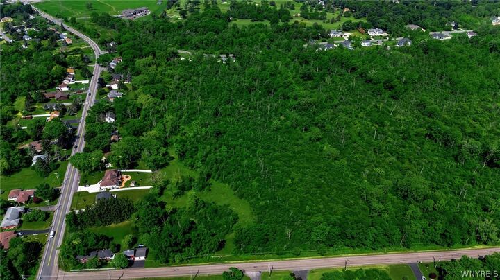 Property Photo:  5260 Bronson Drive  NY 14092 