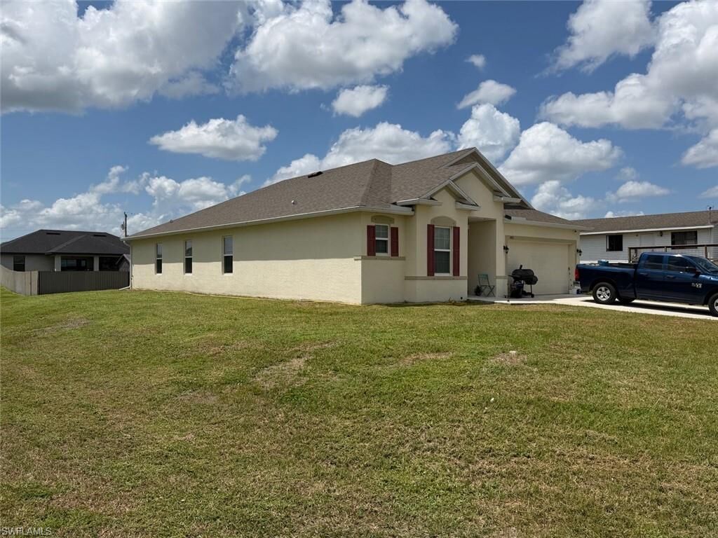 Property Photo:  3801 16th St SW  FL 33976 