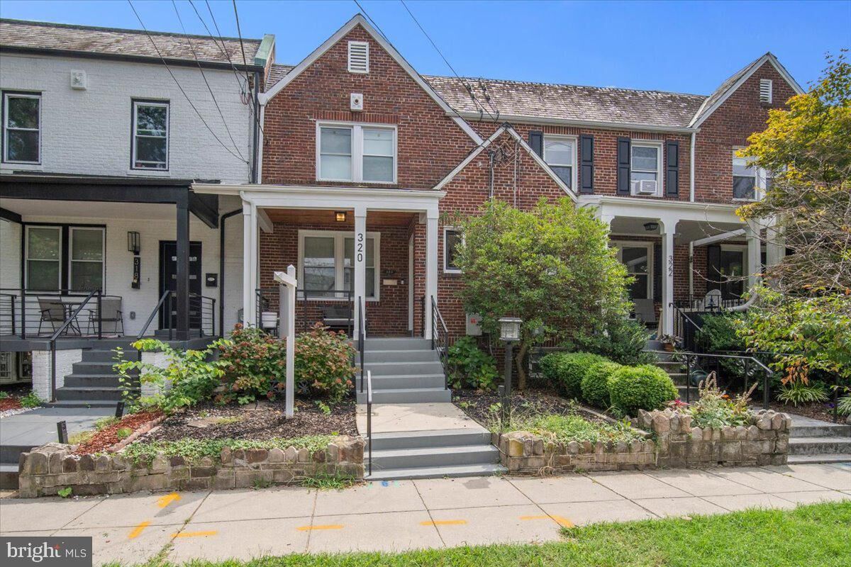 Property Photo:  320 Gallatin Street NW  DC 20011 
