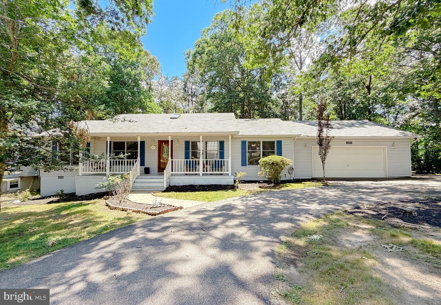 Property Photo:  11452 Long Bow Court  MD 20657 