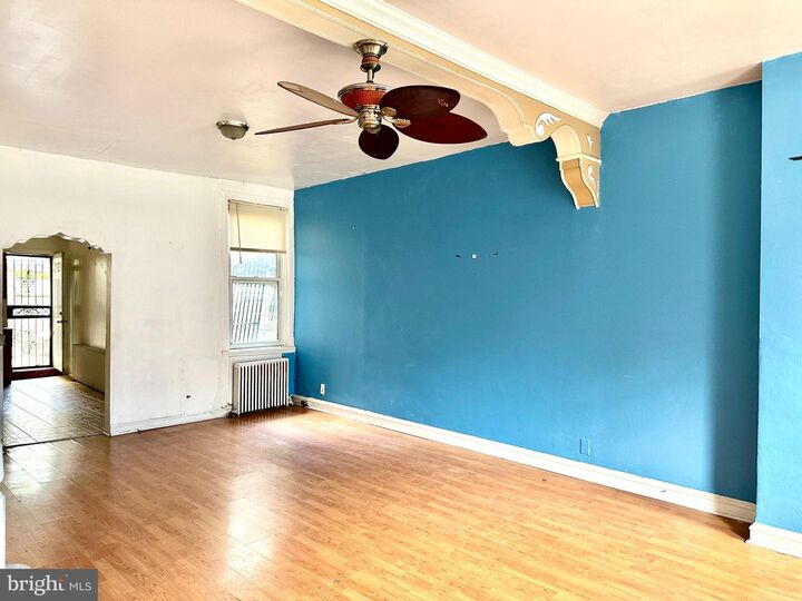 Property Photo:  607 Mifflin Street  PA 19148 
