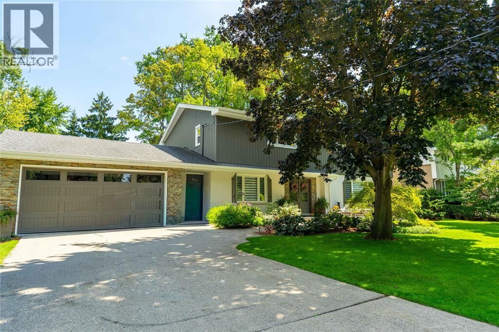 Property Photo:  1272 Glen Douglas Drive  ON N7V 3N7 
