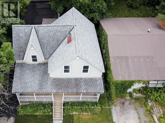 Property Photo:  5 Mary Street West 4  ON P1H 1W4 