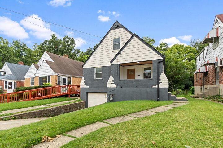 Property Photo: 6025 Connecticut Court OH 45224
