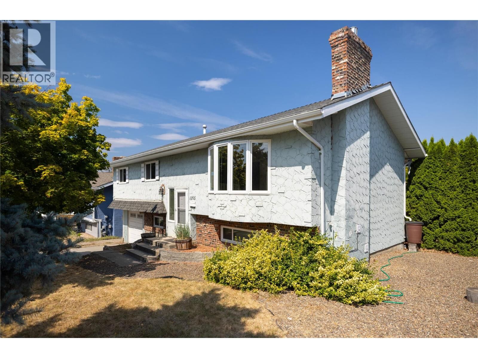 Property Photo:  1205 43 Avenue  BC V1T 8J9 