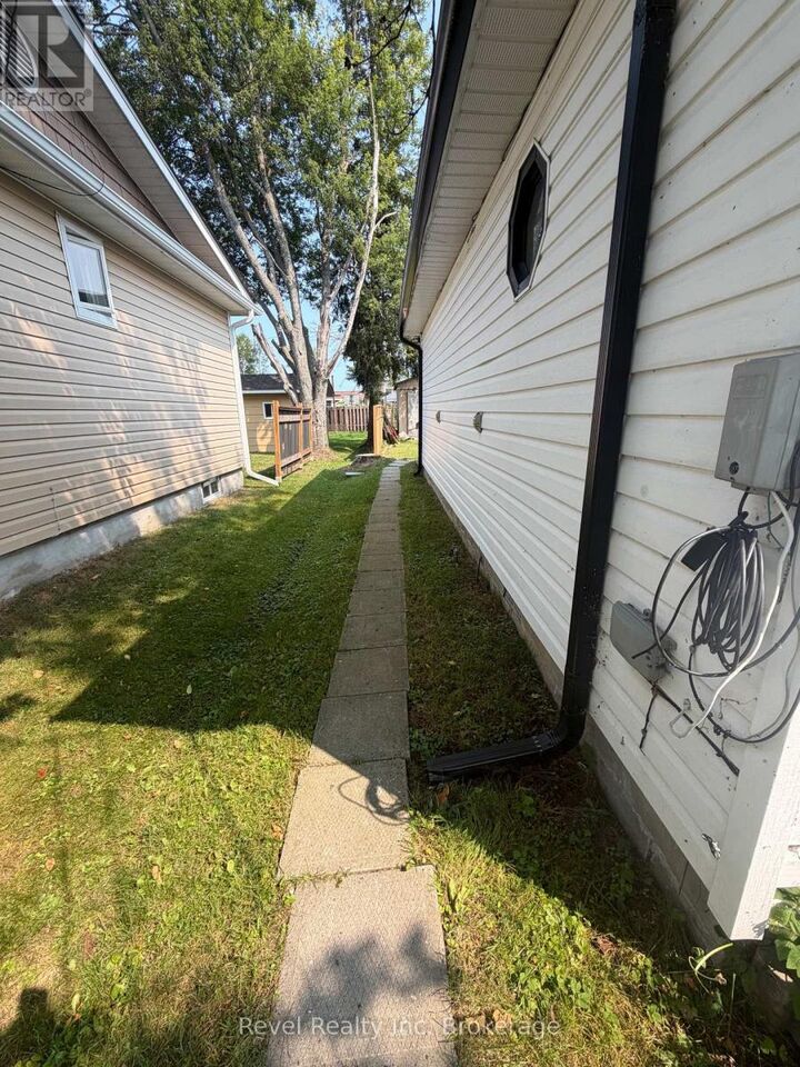 Property Photo:  209 Salter Street  ON P2B 3B5 