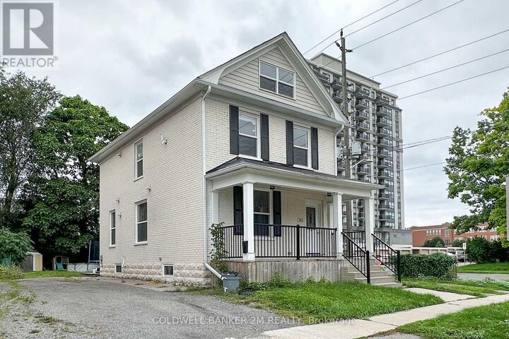 Property Photo:  242 Kendal Avenue 2  ON L1G 5B5 