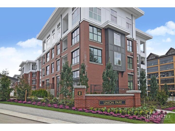 8150 207 Street B302 — photo 1