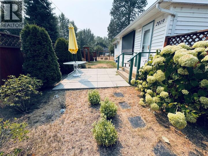 Property Photo: 2019 66th Avenue BC V0H 1H0