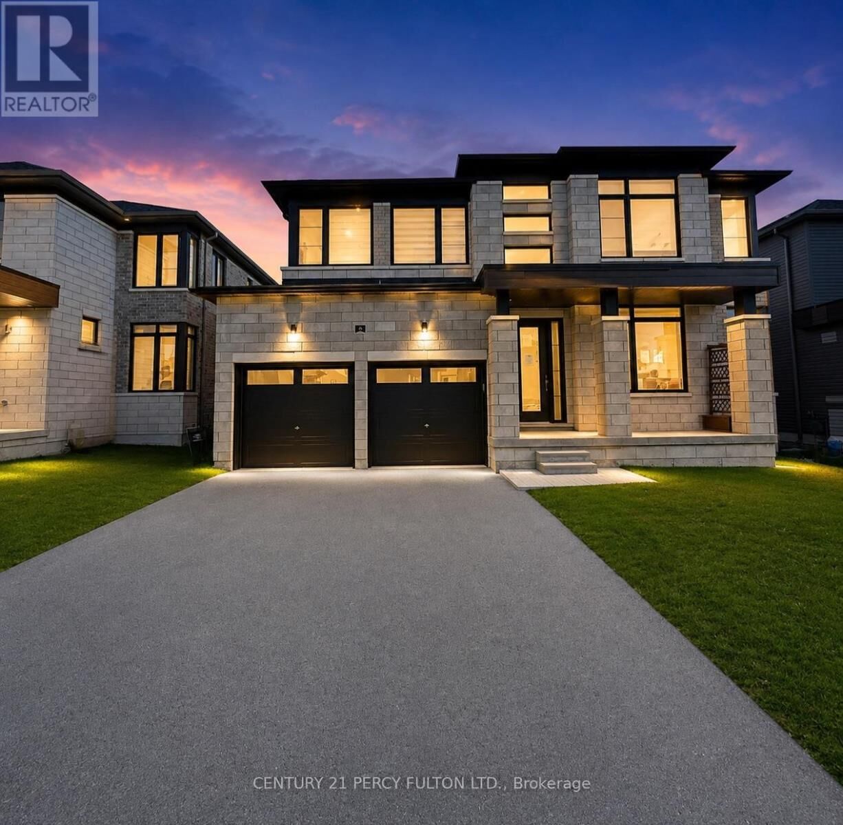 Property Photo: 10 Rosanne Circle ON L9Z 0N4