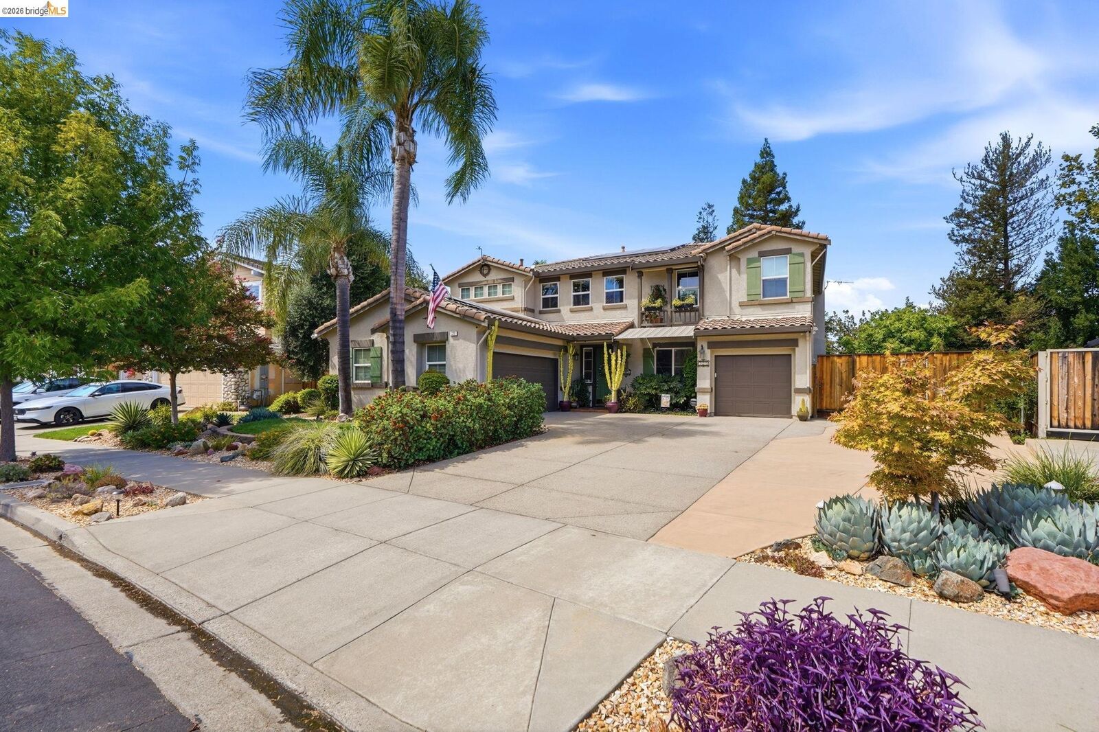 Property Photo: 325 San Marino Ln CA 94513