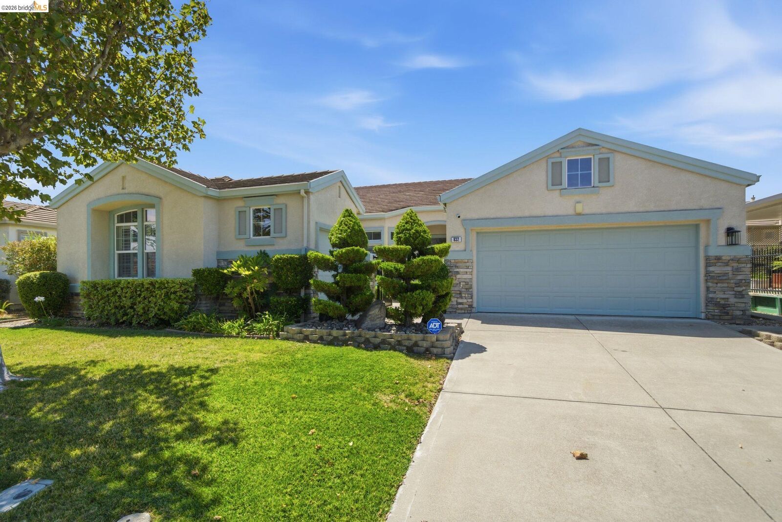 Property Photo:  832 Summerset Drive  CA 94571 