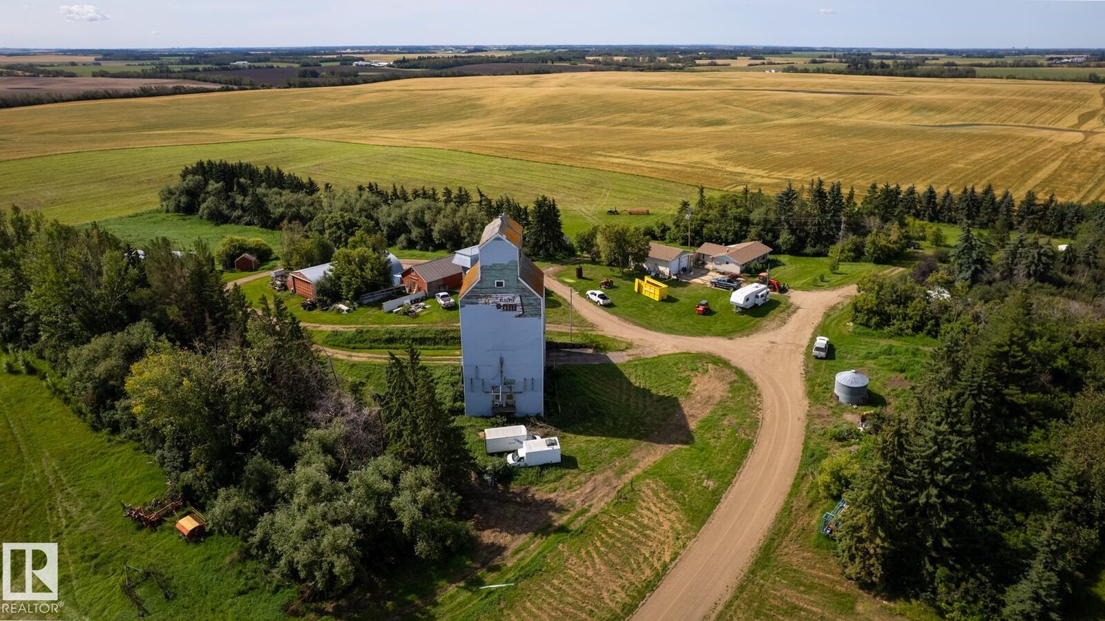Property Photo:  56132 Rge Road 240  AB T0A 0K0 