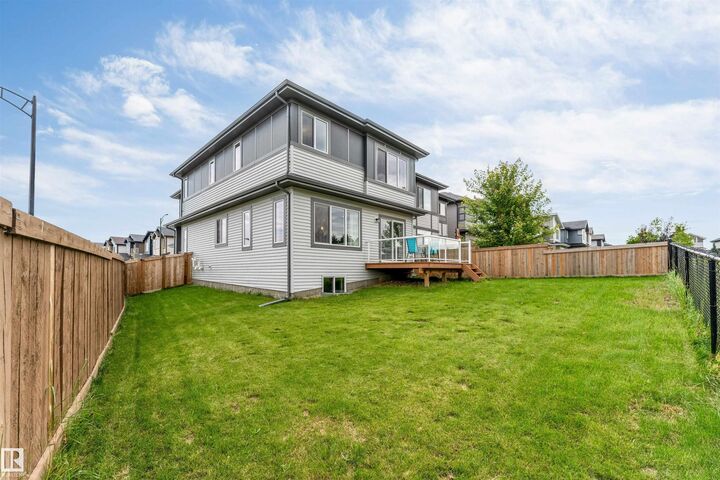 Property Photo:  3404 Checknita Terrace SW  AB T6W 4H6 